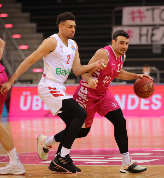 除了口头上 除了口头上