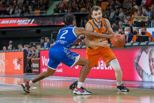 在争冠的漫 在争冠的漫